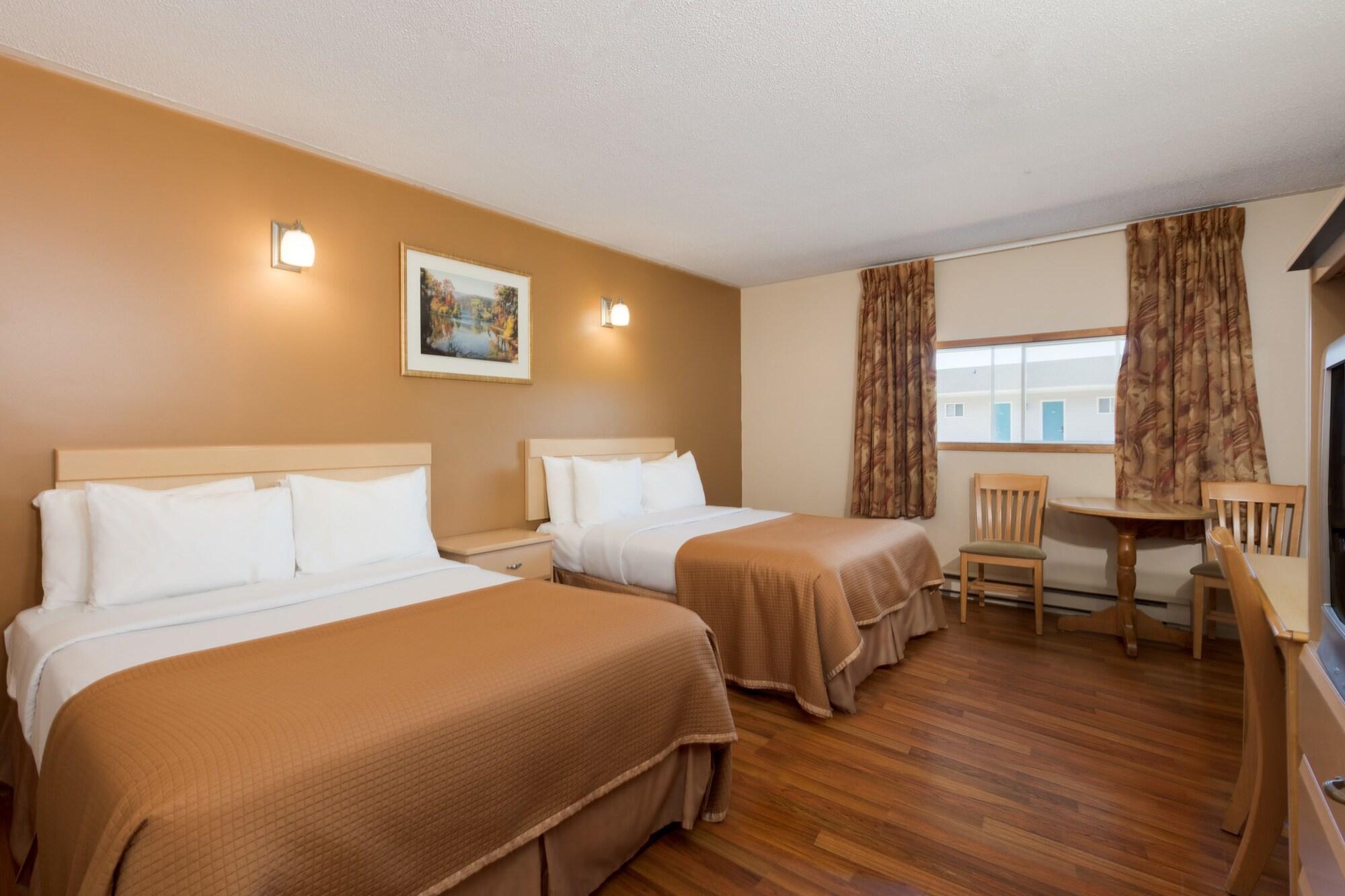 Howard Johnson By Wyndham Woodstock Nb Exterior photo